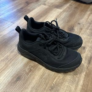 Boys Under Armour Shoes